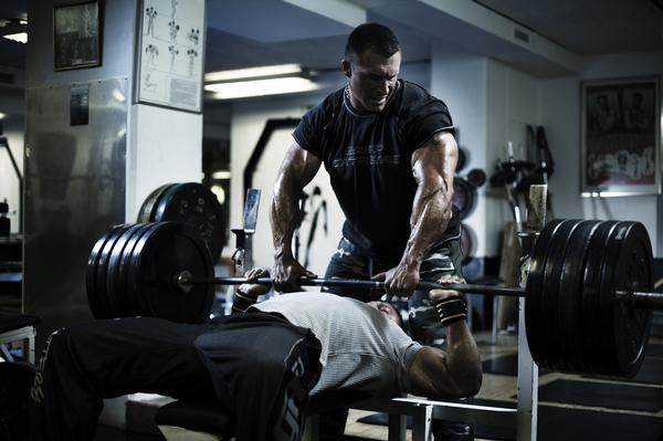 Siguiendo nuestros consejos verás como progresarás más en el gimnasio y no te estancarás